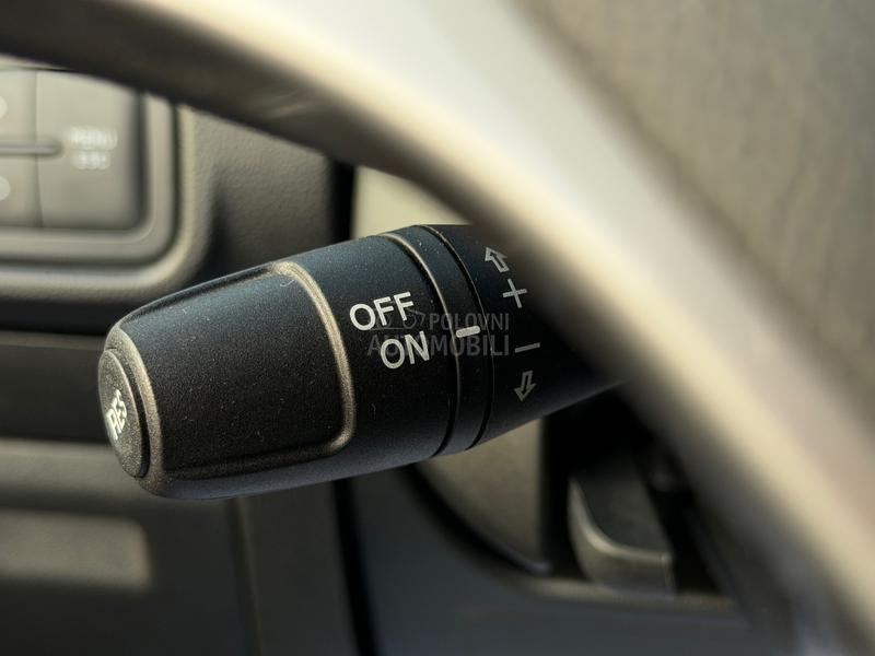 Alfa Romeo MiTo CH/NAVl/carbon