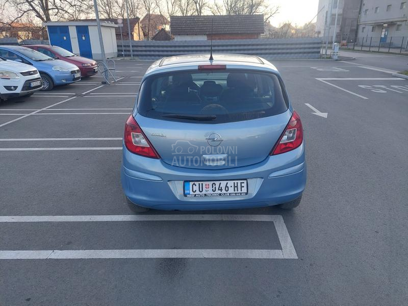 Opel Corsa D 1.2 16v