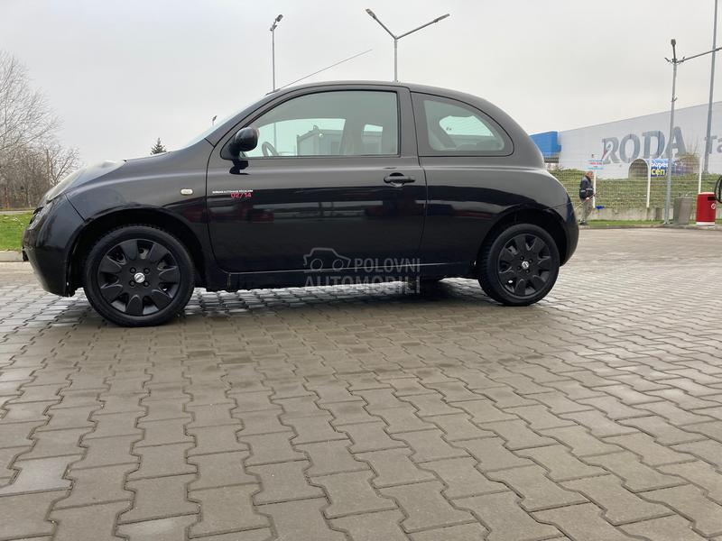Nissan Micra 