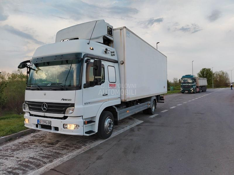 Mercedes Benz 1224