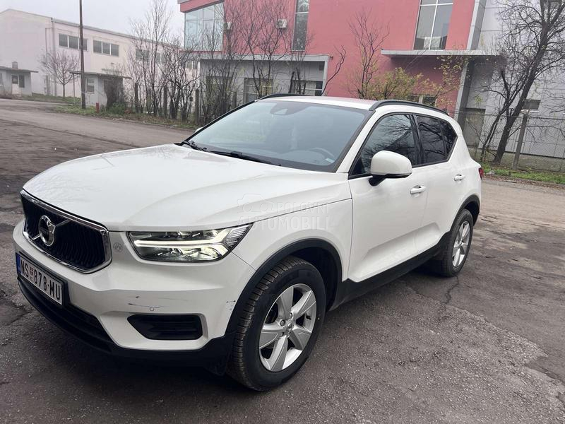 Volvo XC40 Momentum PRO Winter
