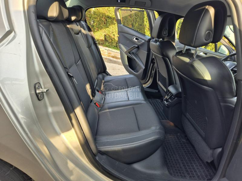 Peugeot 508 Hybrid 4x4