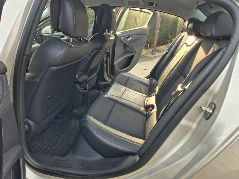 Peugeot 508 Hybrid 4x4