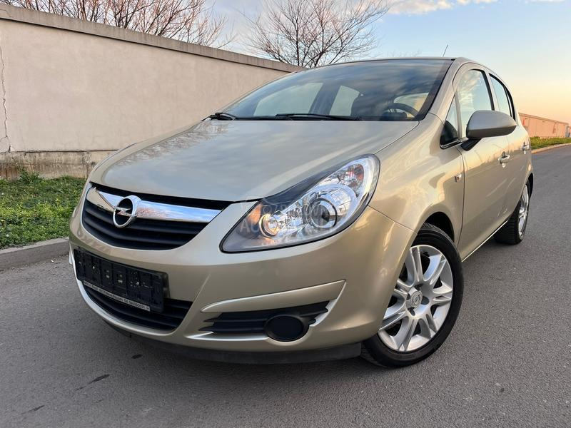 Opel Corsa D 1.2 obican