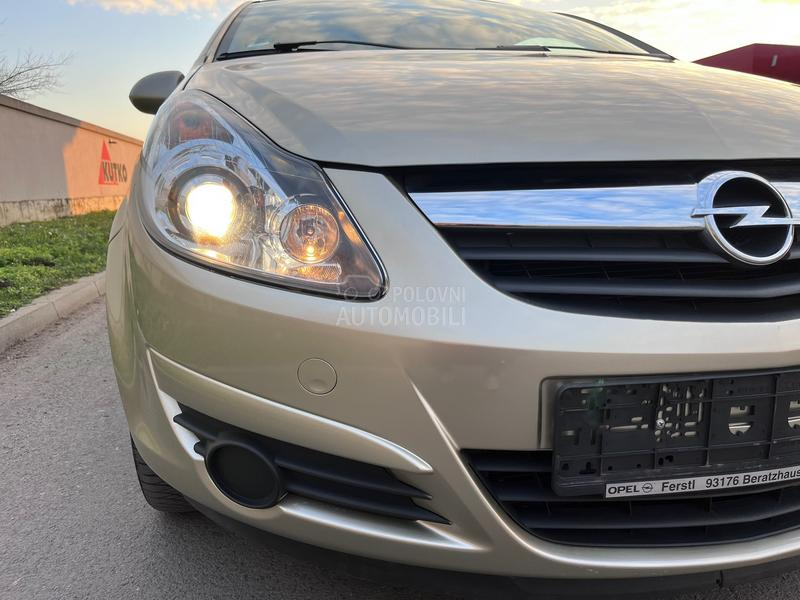 Opel Corsa D 1.2 obican