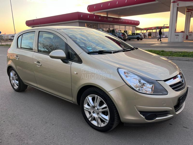 Opel Corsa D 1.2 obican