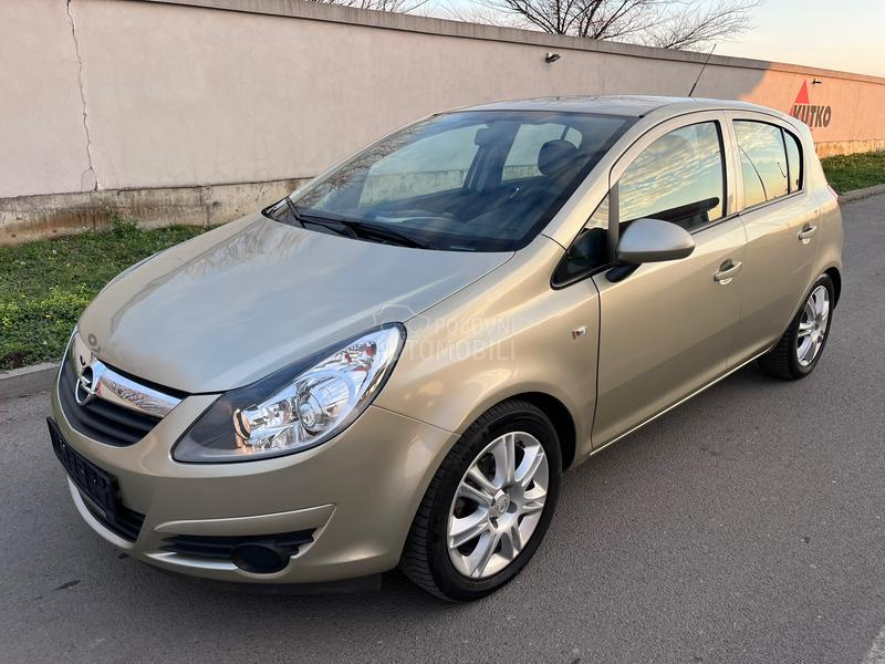 Opel Corsa D 1.2 obican