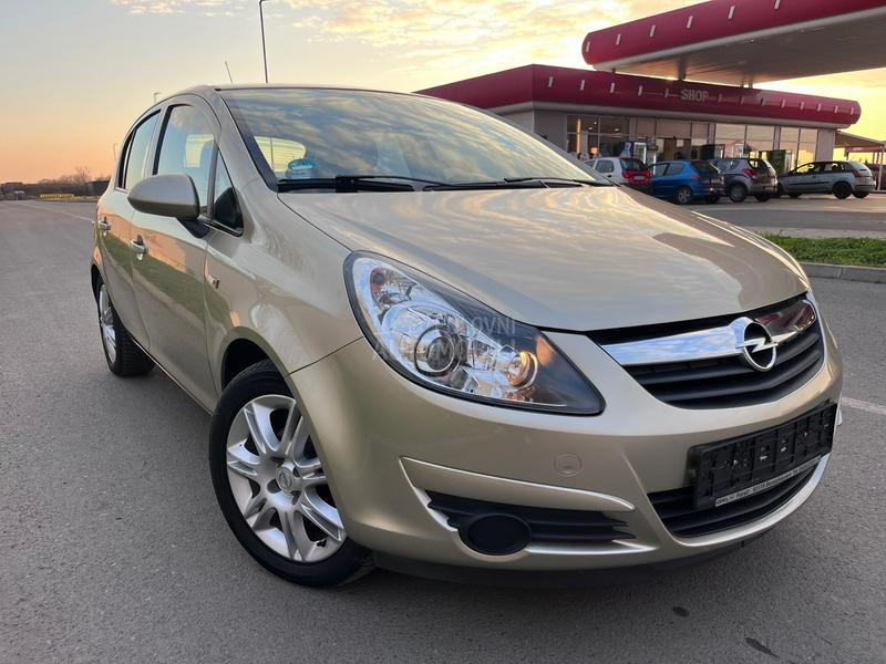 Opel Corsa D 1.2 obican