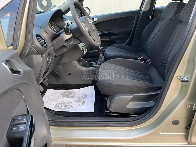 Opel Corsa D 1.2 obican