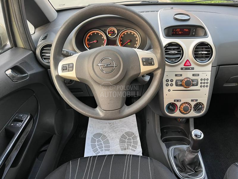 Opel Corsa D 1.2 obican