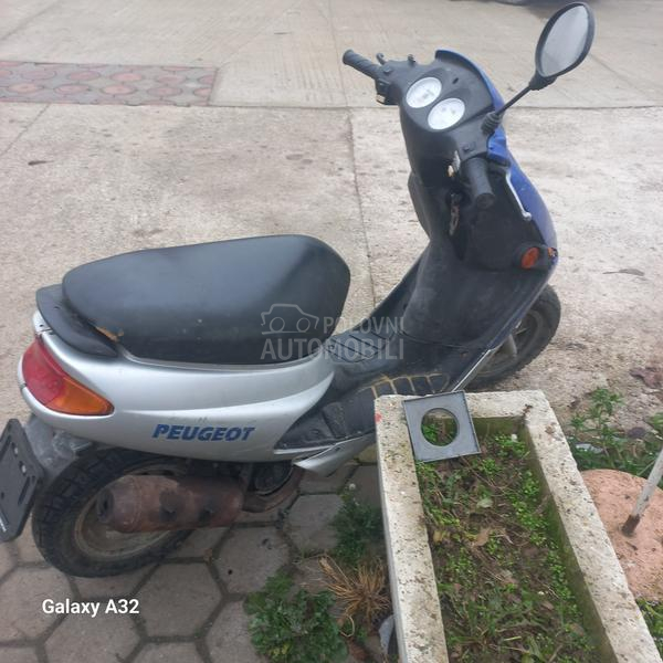 Peugeot pezo