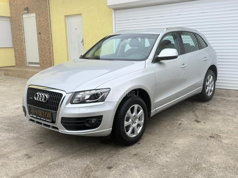 Audi Q5 T D I manuelni