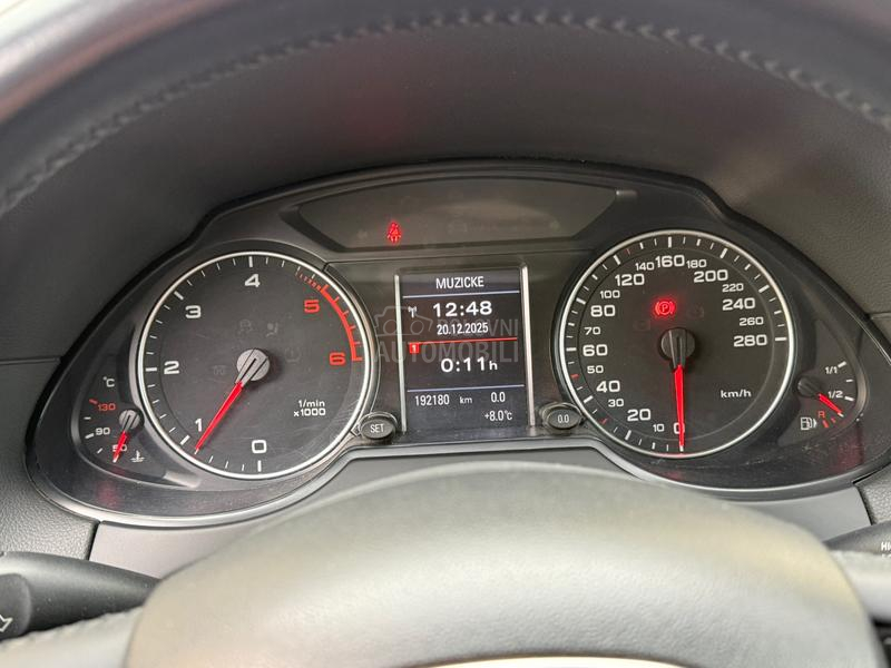 Audi Q5 T D I manuelni