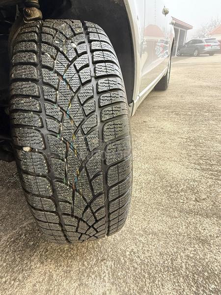 Audi Q5 T D I manuelni