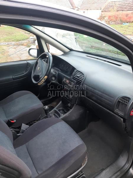 Opel Zafira 