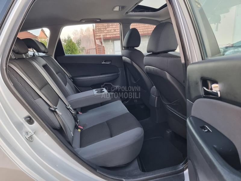 Hyundai i30 1.6CRDI PERFFEKTAN