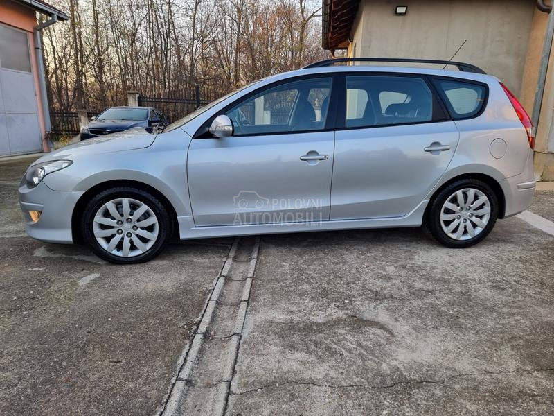 Hyundai i30 1.6CRDI PERFFEKTAN