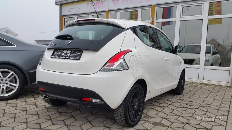 Lancia Ypsilon 1.3 MJET T0P STANJE
