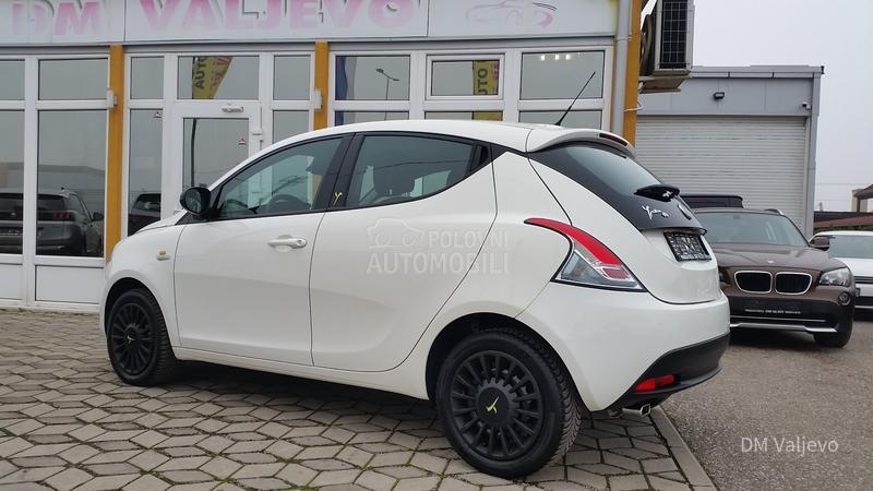 Lancia Ypsilon 1.3 MJET T0P STANJE