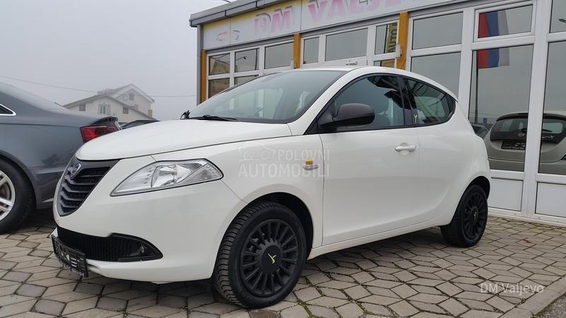 Lancia Ypsilon 1.3 MJET T0P STANJE