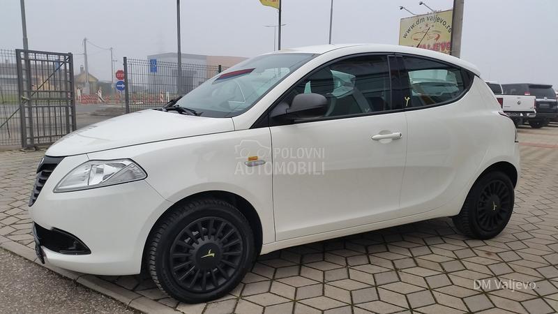 Lancia Ypsilon 1.3 MJET T0P STANJE