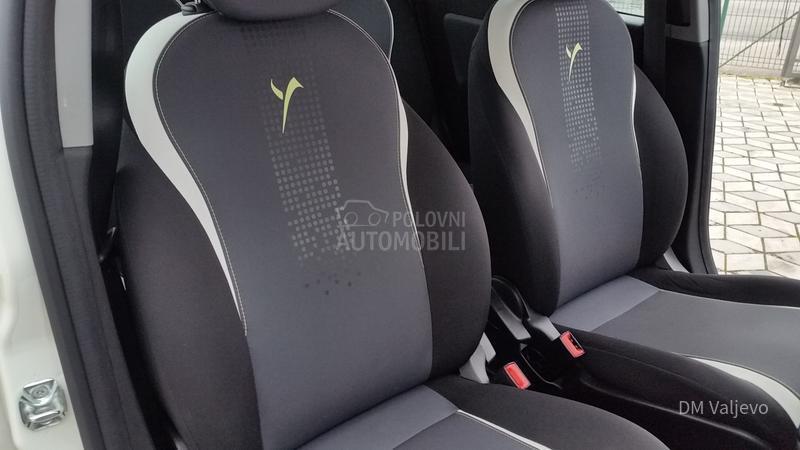 Lancia Ypsilon 1.3 MJET T0P STANJE