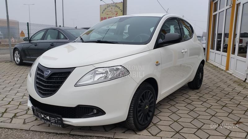 Lancia Ypsilon 1.3 MJET T0P STANJE