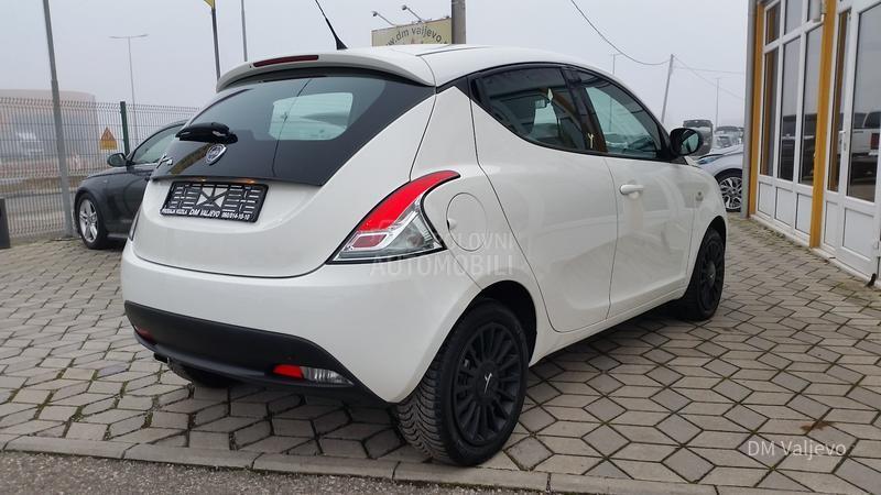 Lancia Ypsilon 1.3 MJET T0P STANJE