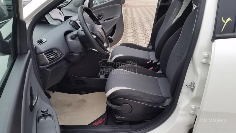 Lancia Ypsilon 1.3 MJET T0P STANJE
