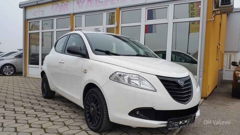 Lancia Ypsilon 1.3 MJET T0P STANJE