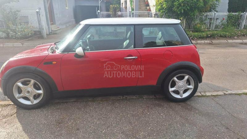 MINI Cooper 1.6