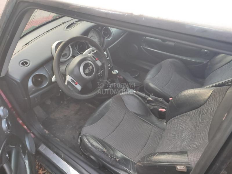 MINI Cooper 1.6