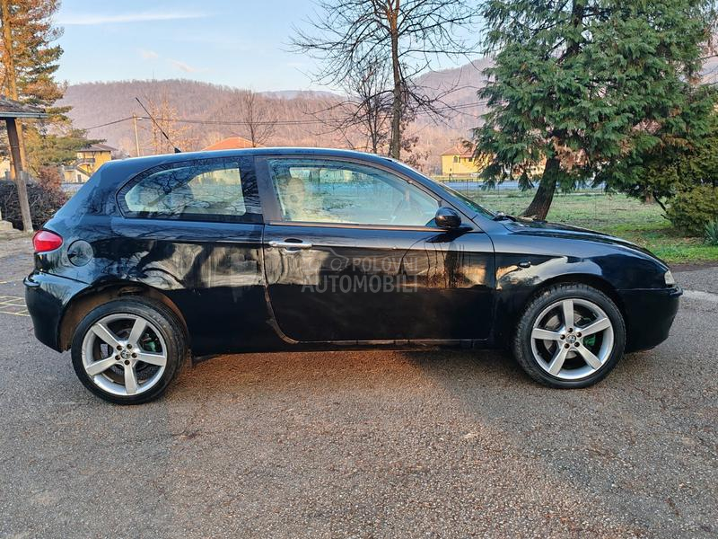 Alfa Romeo 147 