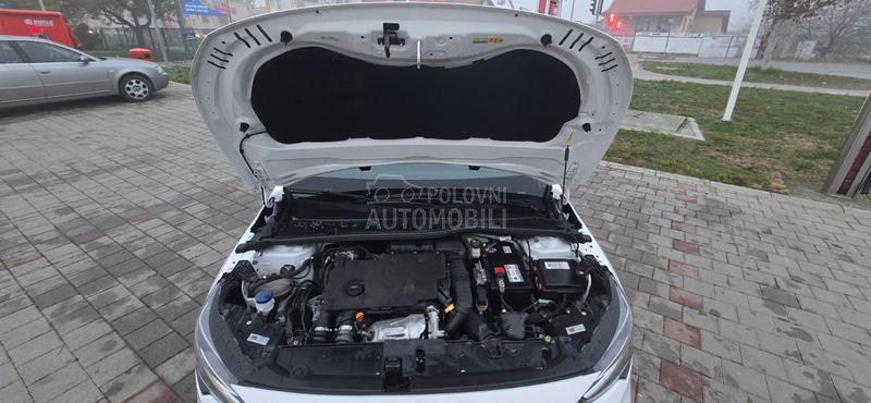 Opel Corsa F 1.5 cdti K L I M A