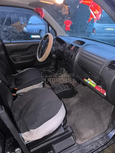 Opel Agila 1.2