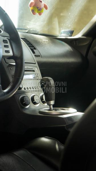 Nissan 350Z Z33
