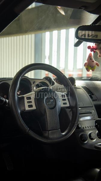 Nissan 350Z Z33