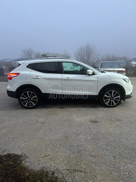Nissan Qashqai TEKNA 4X4