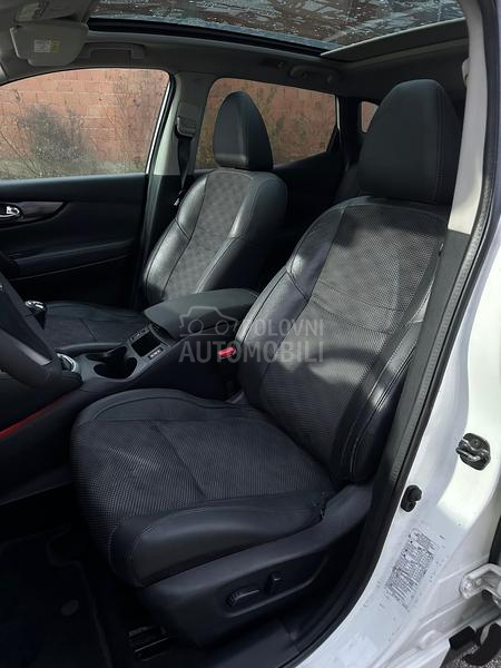Nissan Qashqai TEKNA 4X4
