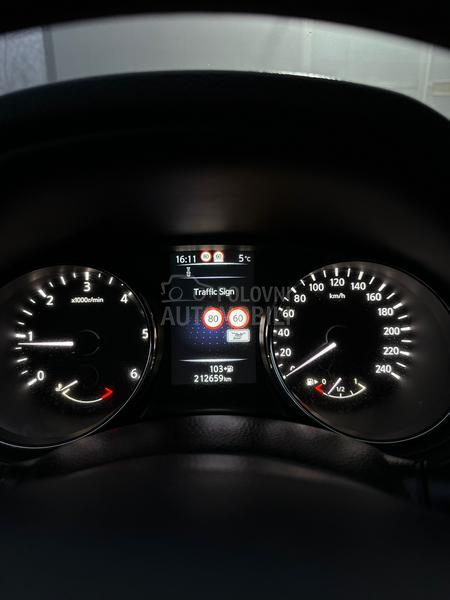 Nissan Qashqai TEKNA 4X4