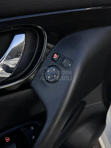 Nissan Qashqai TEKNA 4X4