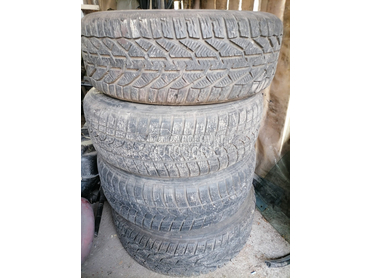 Tigar 215/55 R16 Zimska