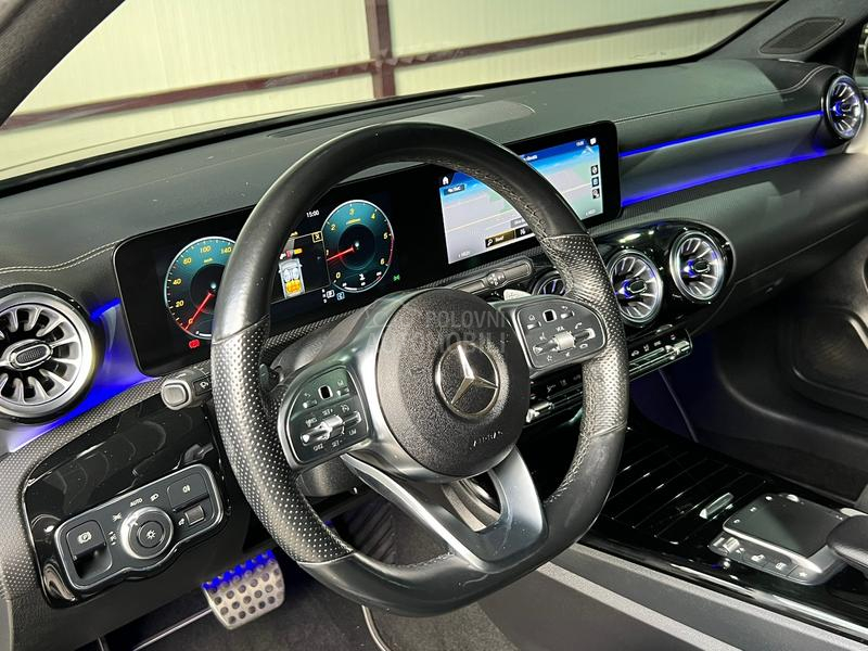 Mercedes Benz A 180 EDITION