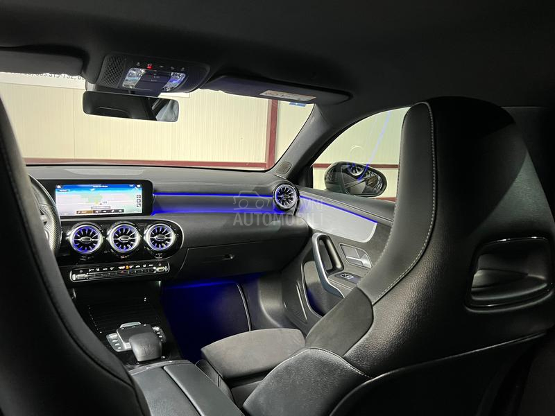 Mercedes Benz A 180 EDITION