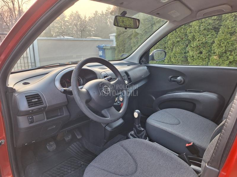 Nissan Micra 1.2 B.e.n.z.i.n