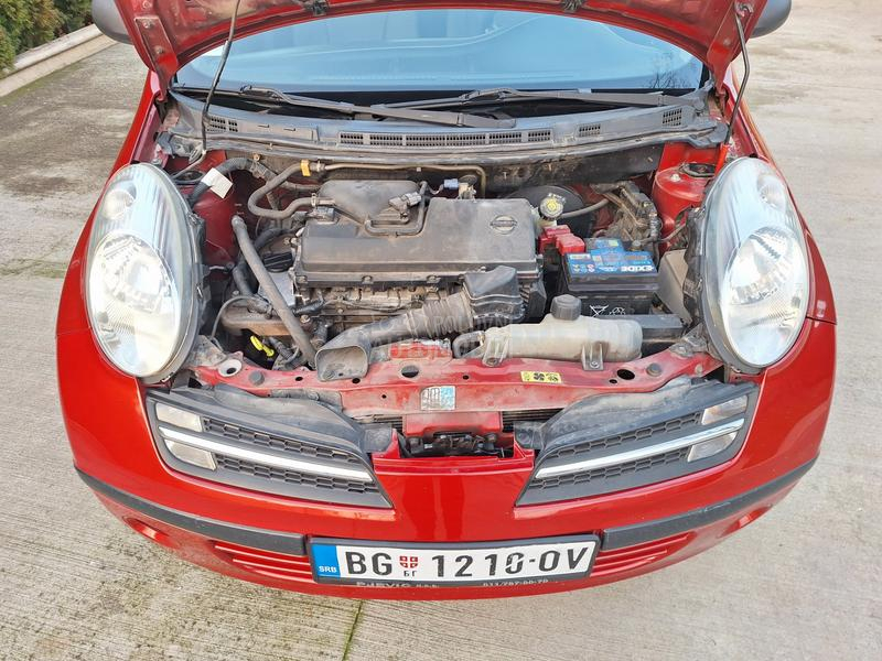 Nissan Micra 1.2 B.e.n.z.i.n