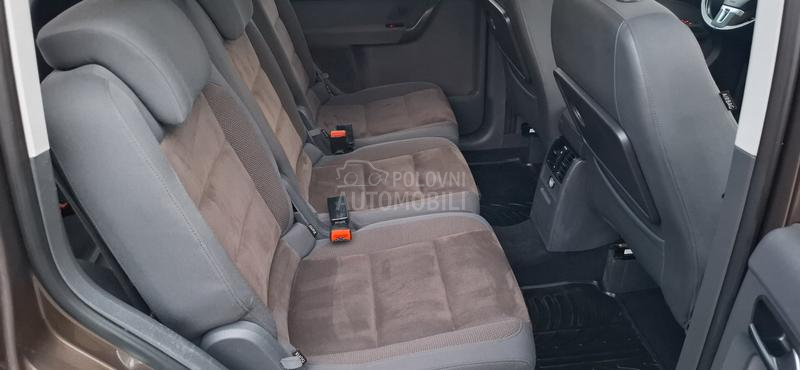 Volkswagen Touran 1.6TDI  F U L L