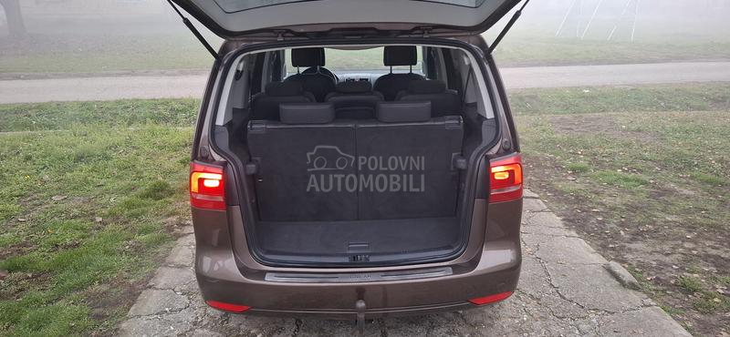 Volkswagen Touran 1.6TDI  F U L L