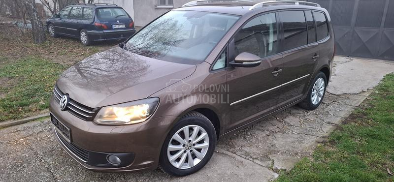 Volkswagen Touran 1.6TDI  F U L L