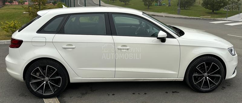 Audi A3 2.0TDI /S-Tronik/Led